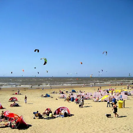 펜션 Attractive Near The Beach, Sea And Dunes *